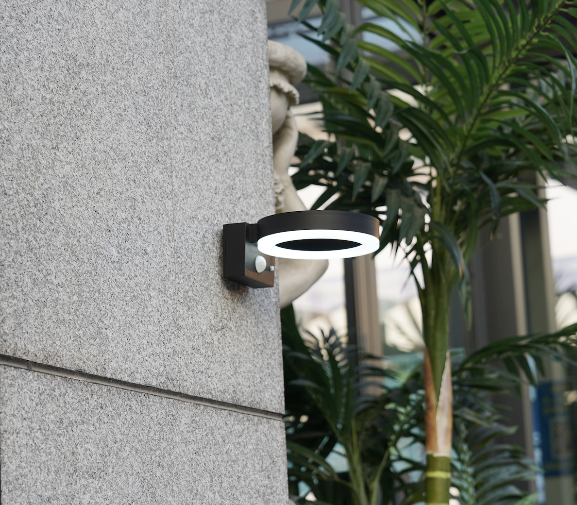 ELINA Solar Wall Light with 3 Modes