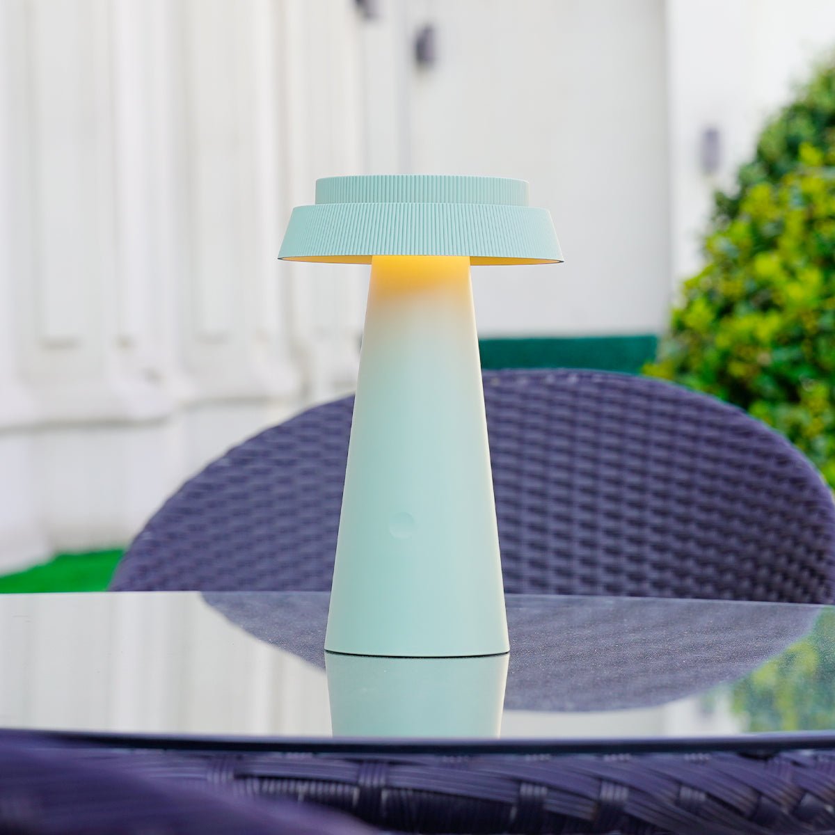 NBHanyuan Lighting ROSA Solar Table Light: A Sustainable, Energy-Efficient Solar Lighting Solution