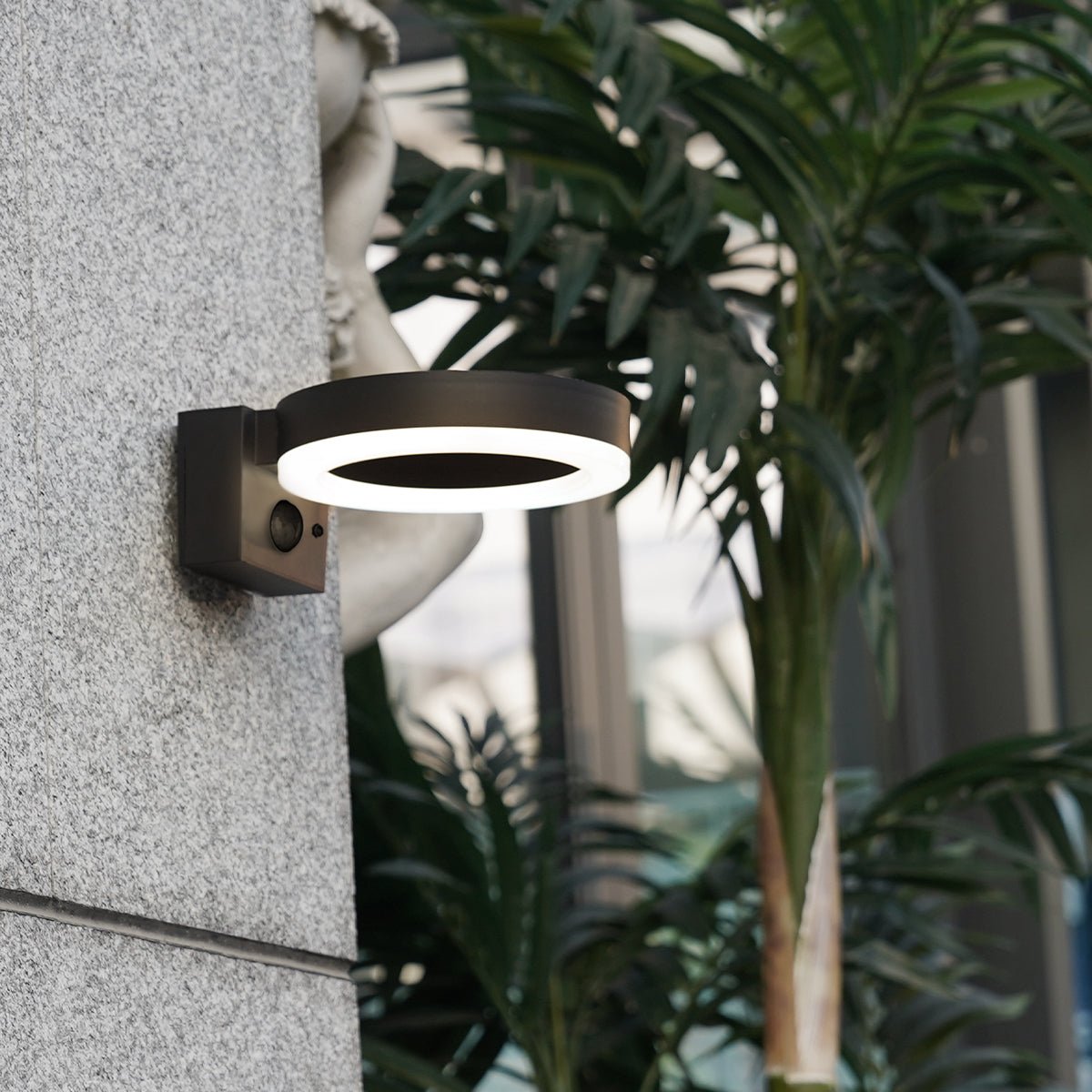 NBHanyuan Lighting ELINA Solar Wall Light: Versatile Exterior Wall Lights for Commercial Use