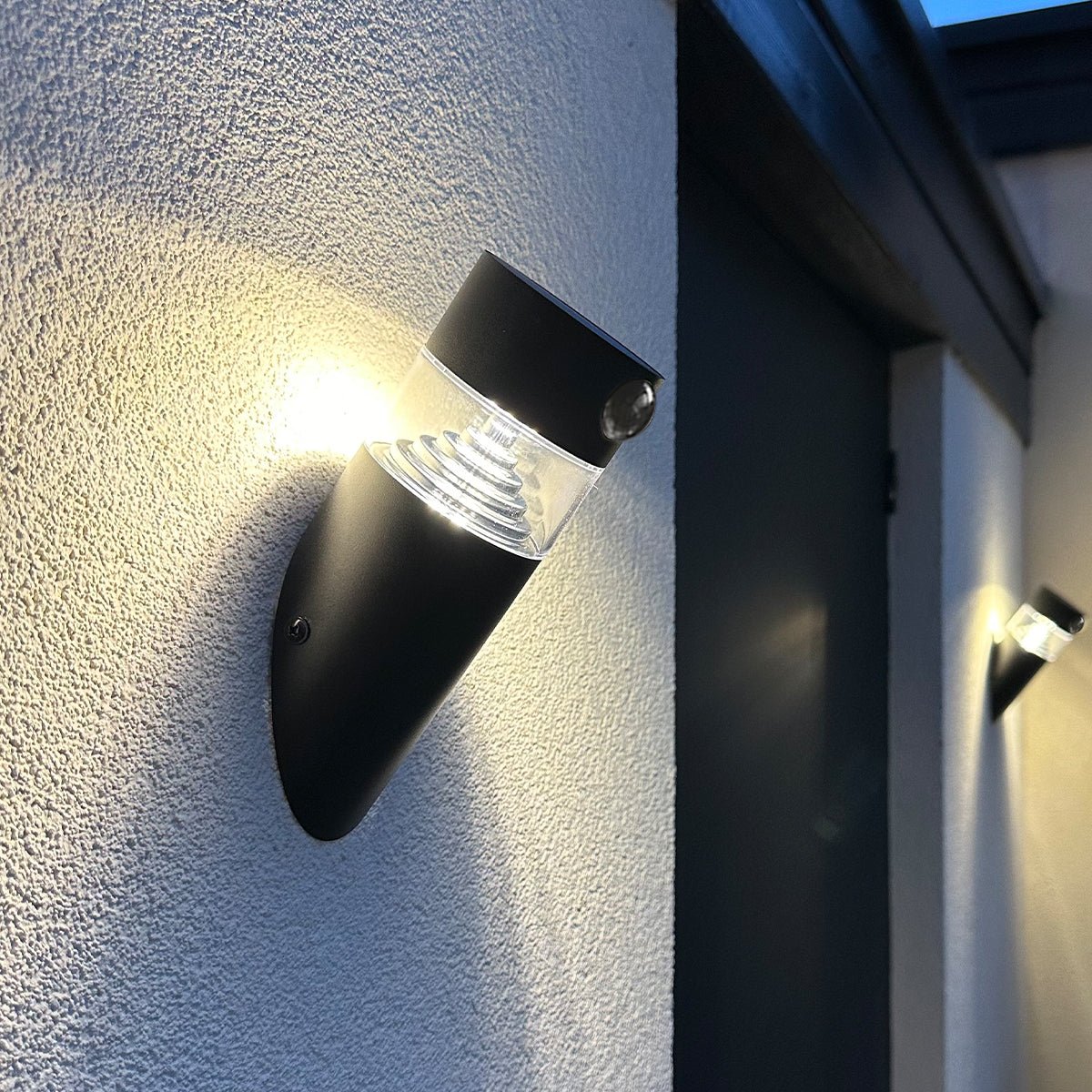 NBHanyuan Lighting ORION Solar Wall Lamp with Motion Sensor: A Smart Lighting System for Projects